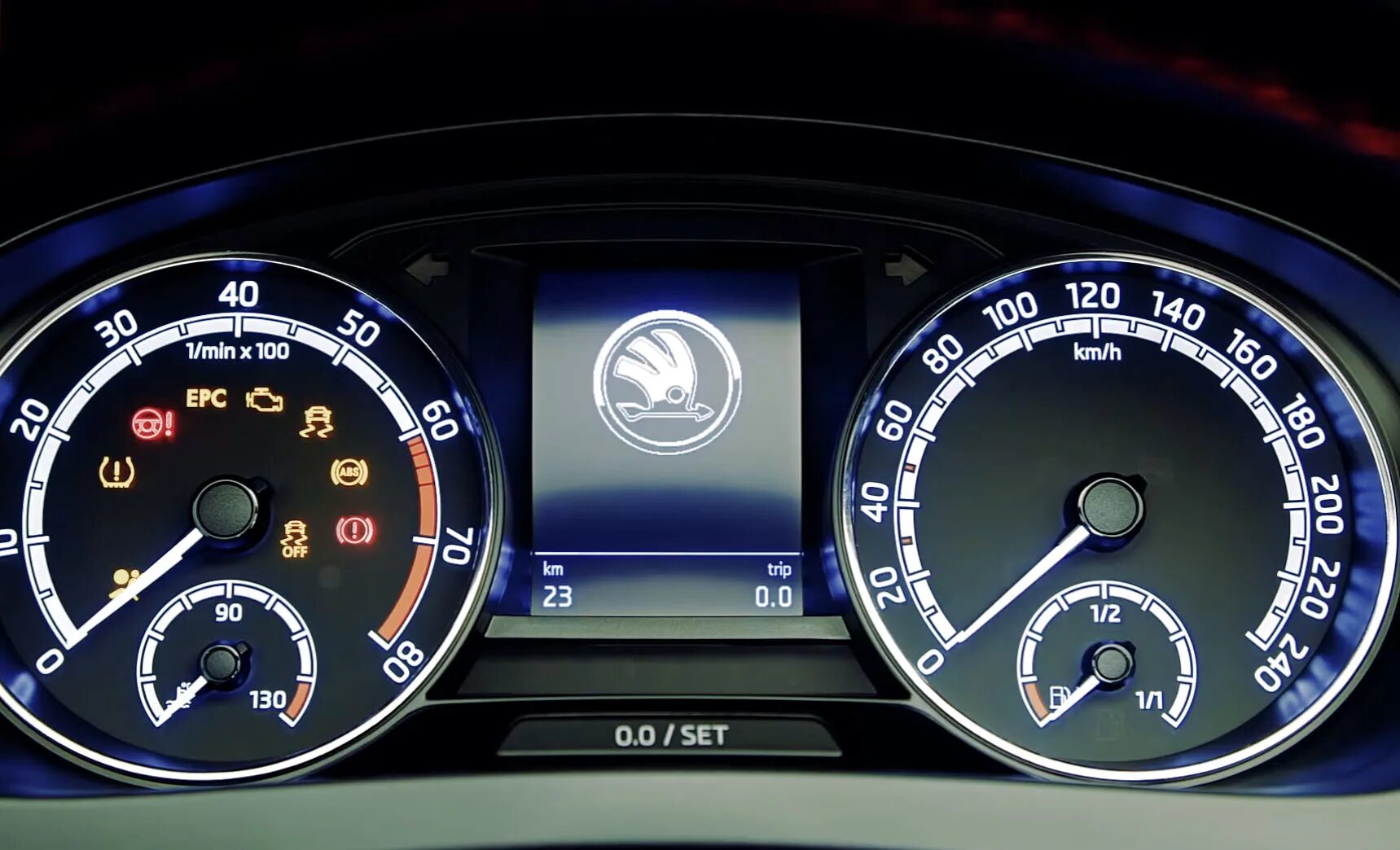 Как снять приборную панель рапид Снятие "торпеды" Skoda Fabia Sedan, 1,4 л, 2001 года мойка DRIVE2