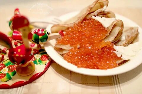 Масленица блины с икрой