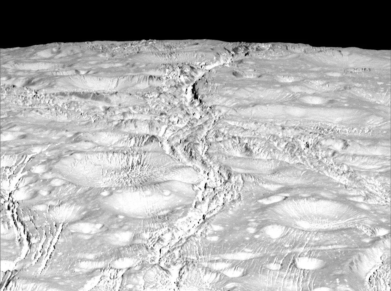 Энцелад спутник сатурна. Стена япета. Энцелад кассини. Япет спутник сатурна. Мимас спутник сатурна поверхность.