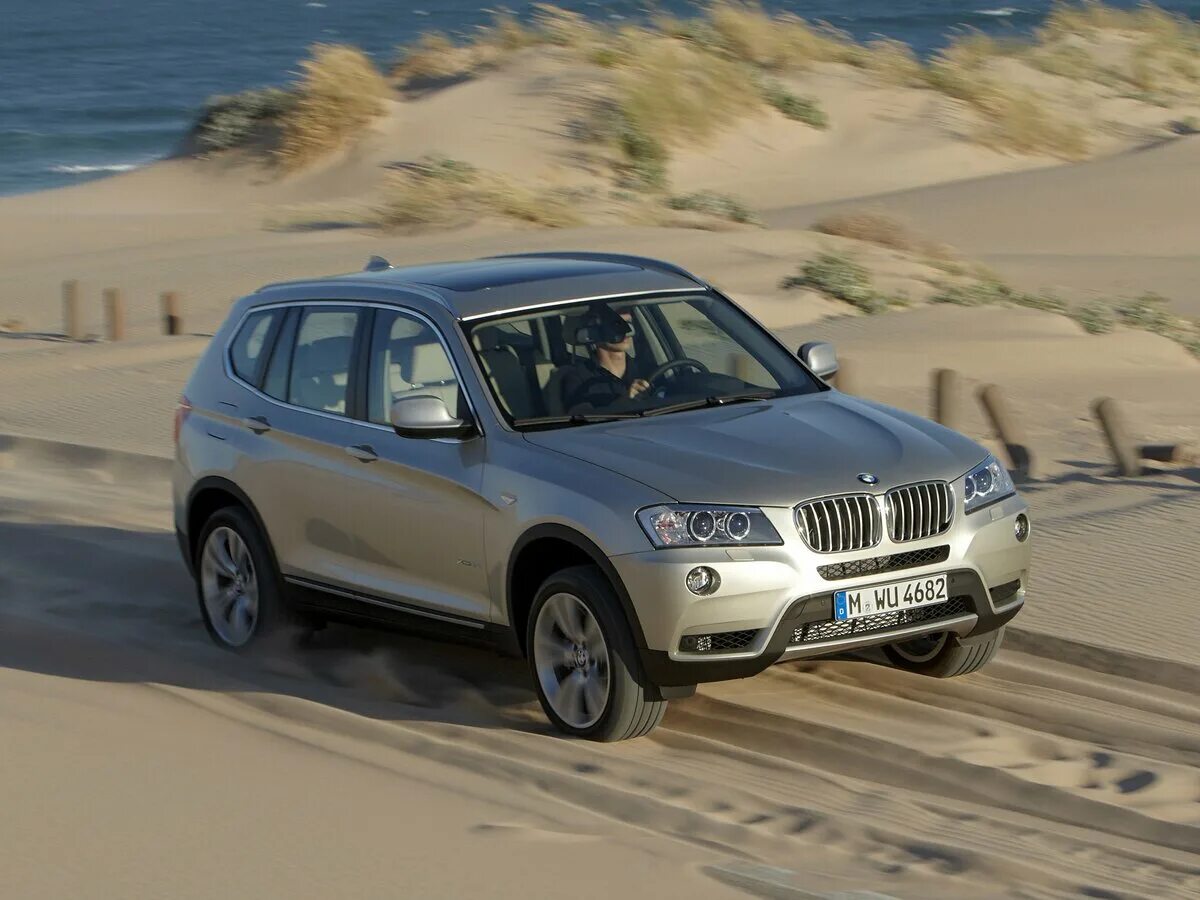 Бмв х3 в россии. БМВ x3 f25. BMW x3 II (f25). BMW x3 2010. BMW x3 f25 2010.