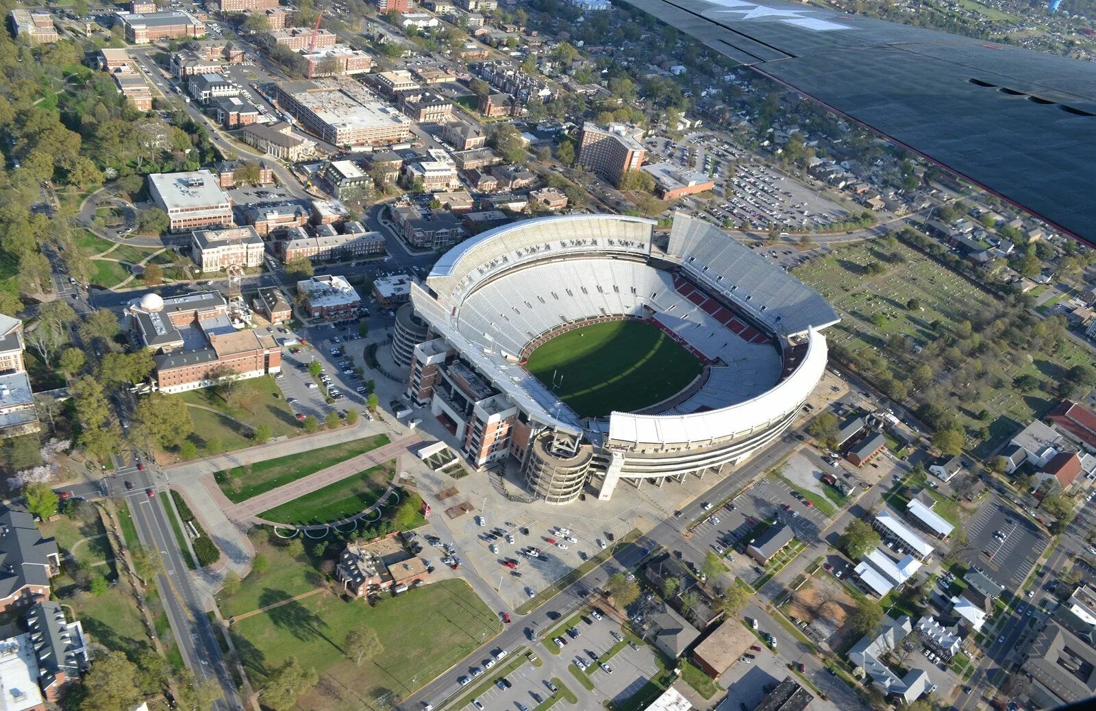 Патрик Stadium. Великі мости стадион. Стадион Песчанка фото.