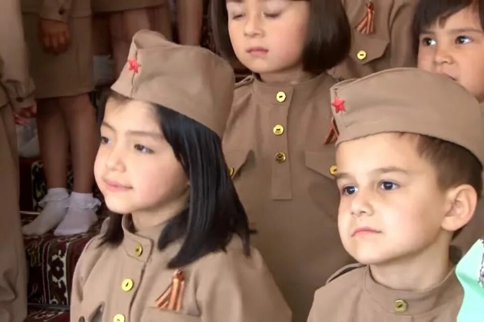 Смуглянка поют дети. Смуглянка дети таджикистана. Смуглянка дети таджикистана. Смуглянка дети таджикистана. Смуглянка-молдаванка поют дети.