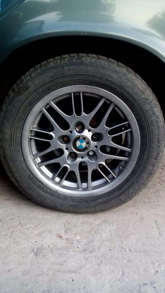 Диски hre r20. Диски r16 4x108 peugeot. Колесный диск sakura wheels 391a 6. Диски felgi r17. Audi a4 b8 диски r16.