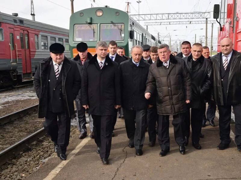 Локомотивное депо Отрожка Воронеж. Радаев в депо Анисовка. Эксплуатационное локомотивное депо Уссурийск. Локомотивное депо Воронеж-Курский.