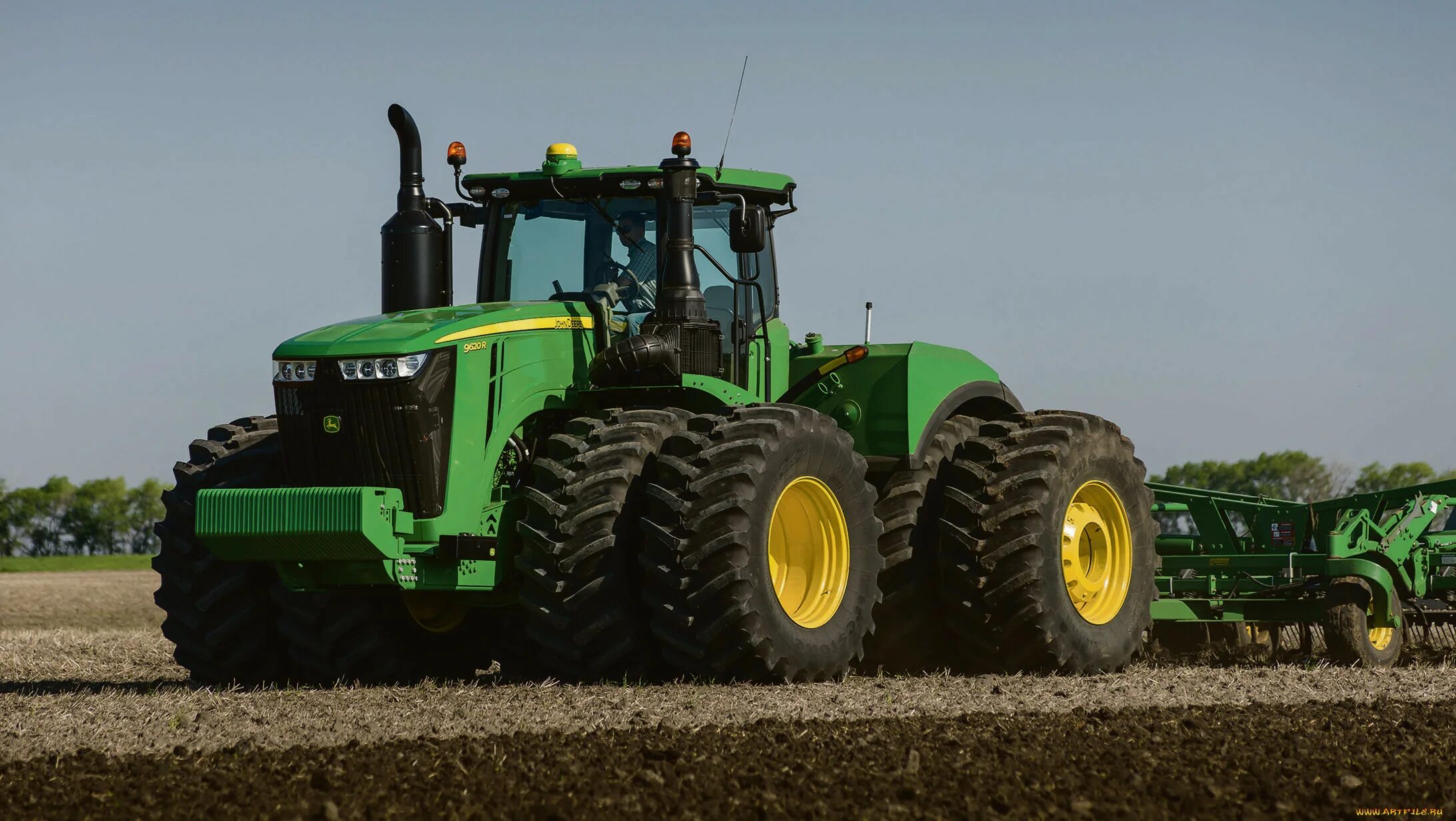 Джон дир 9. John Deere 9r. John Deere трактор. Трактор John Deere 9.