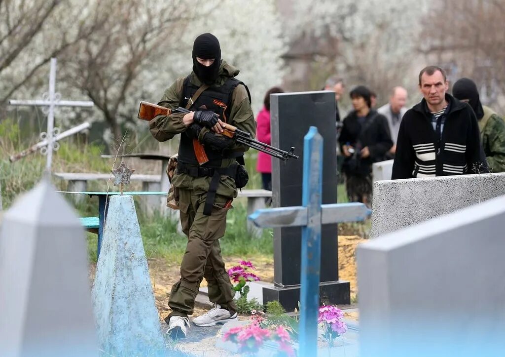 Семеновка днр новости сегодня. Гиви донбасс. Народное ополчение донбасса 2014 славянск. Семеновка славянск. Народное ополчение донбасса 2014 славянск.