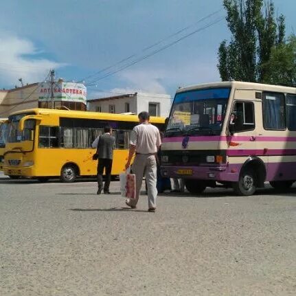 Автобус саки симферополь сегодня. Саки крым автовокзал. саки симферополь автовокзал. автостанция саки 360. город саки автовокзал будущего.