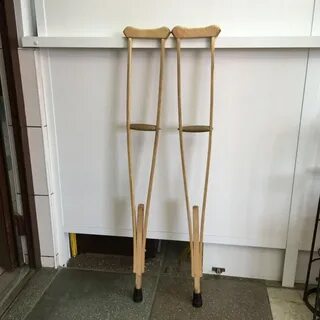 Костыли деревянные