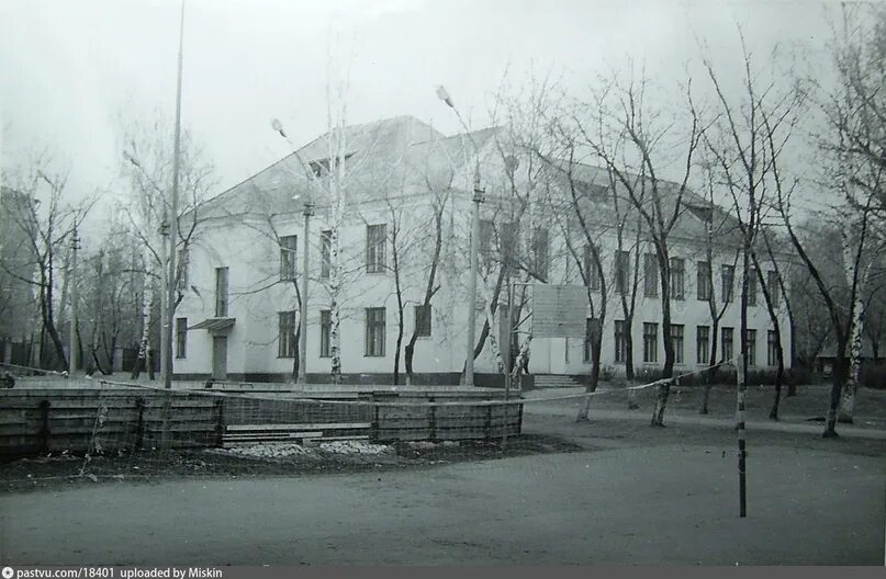 Школа 1022 косино. Школа косино ухтомский. Сш косино москва. Ярмарка в косино-ухтомском районе. Школа 2031 дмитриевского 13.