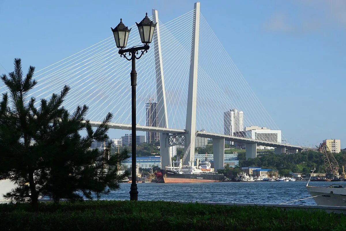 сайт золотой рог. владивосток мост центр. мыс чуркин владивосток.