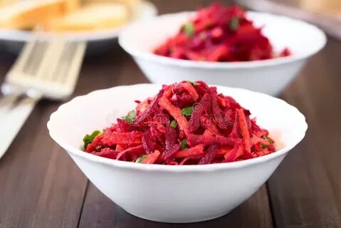 Салат морковь со свеклой и чесноком
