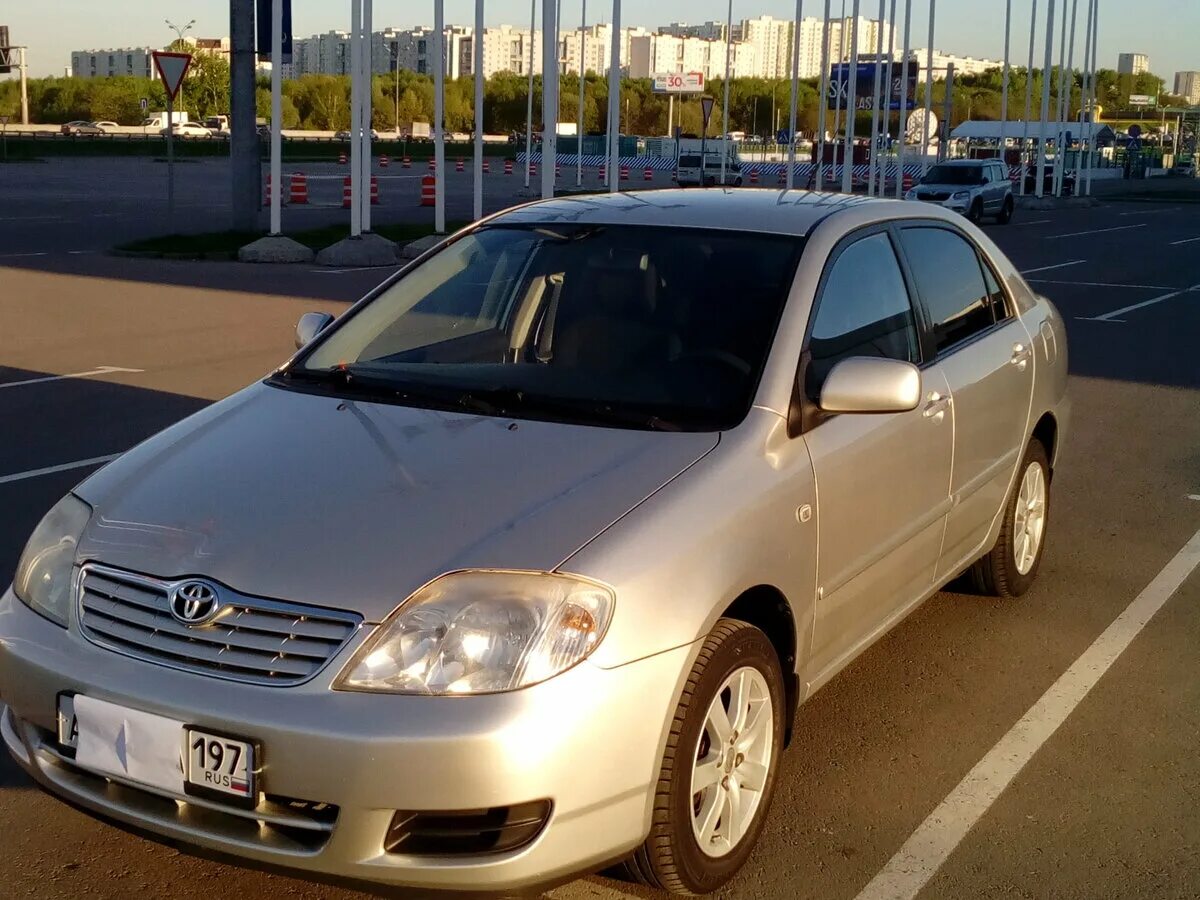 Купить короллу 2004. Тойота Королла 120 кузов 2004. Toyota Corolla e120 2004. Toyota Corolla седан IX (e120/e130). Toyota Corolla 120 2004.