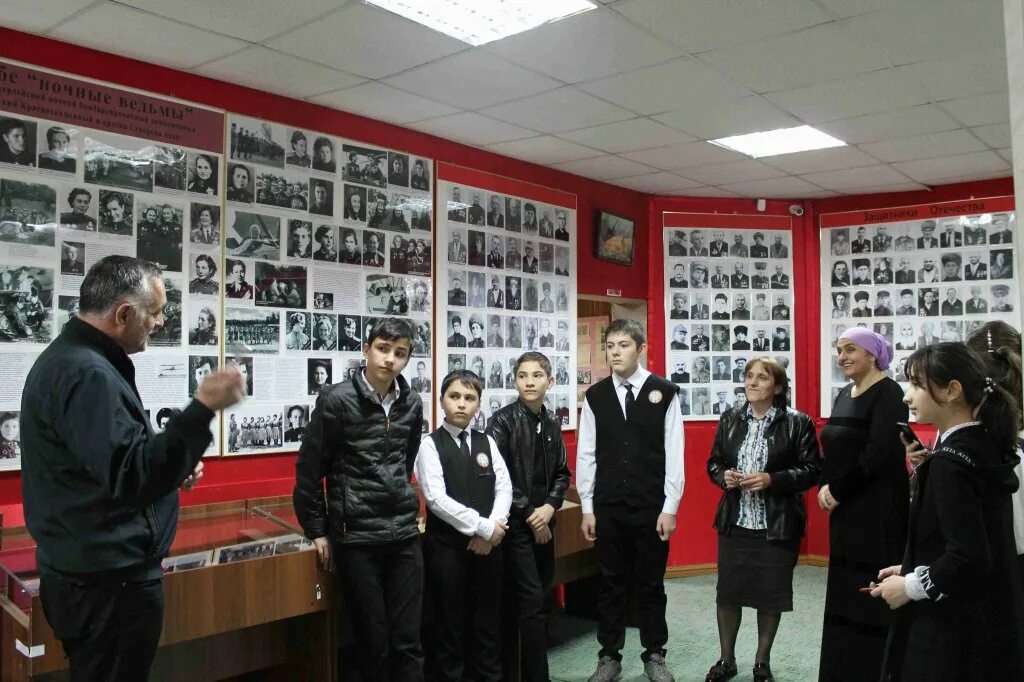 Гимназия малгобек. 18 школа малгобек. Школа 19 малгобек. 16 школа малгобек. Школа 3 малгобек.