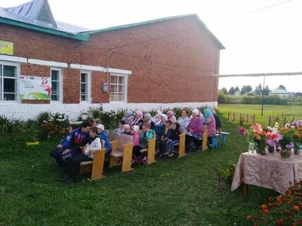 Татарский сельский клуб