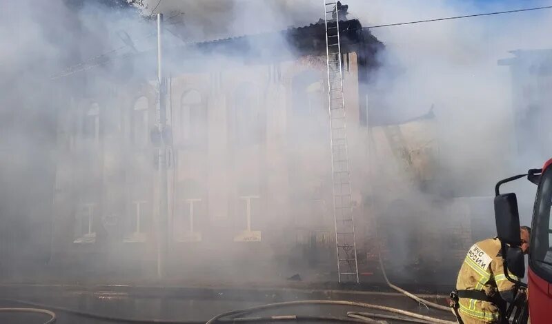 Что горит в нижнем новгороде. Пожар в метрополитене. Пожар сейчас. Пожар на Нижегородской улице. Пожар в Нижнем Новгороде сегодня.