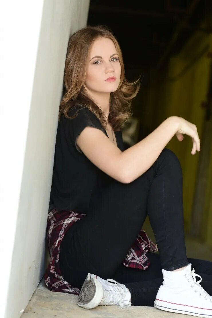 Маккензи линтц под куполом. Маккензи линтц. Маккензи линтц. Маккензи линтц 2022. Маккензи линтц.