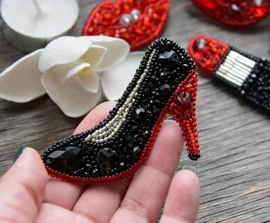 Туфельки с ресничками