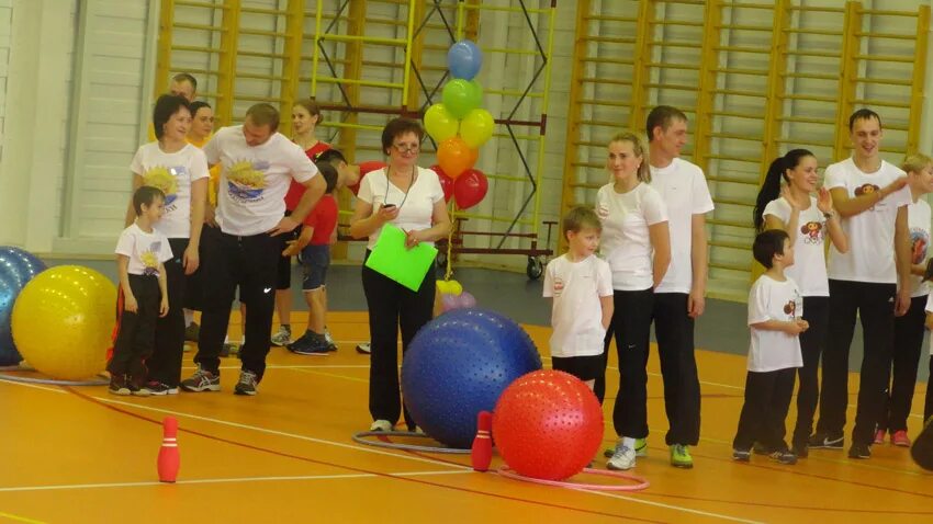 мама папа я спортивная семья. мама папа я спортивная семья 2024. мама папа я спортивная семья. спортивный праздник мама папа я спортивная семья. эмблема спортивная семья.