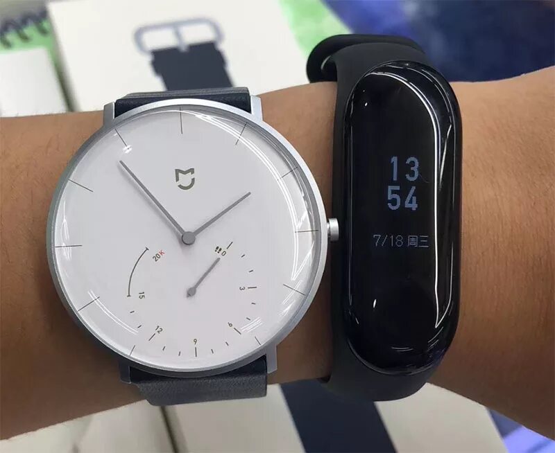 Простые часы цены. Xiaomi Mijia Quartz watch. Xiaomi Mijia часы. Часы Xiaomi syb01. Часы Xiaomi женские Mijia.