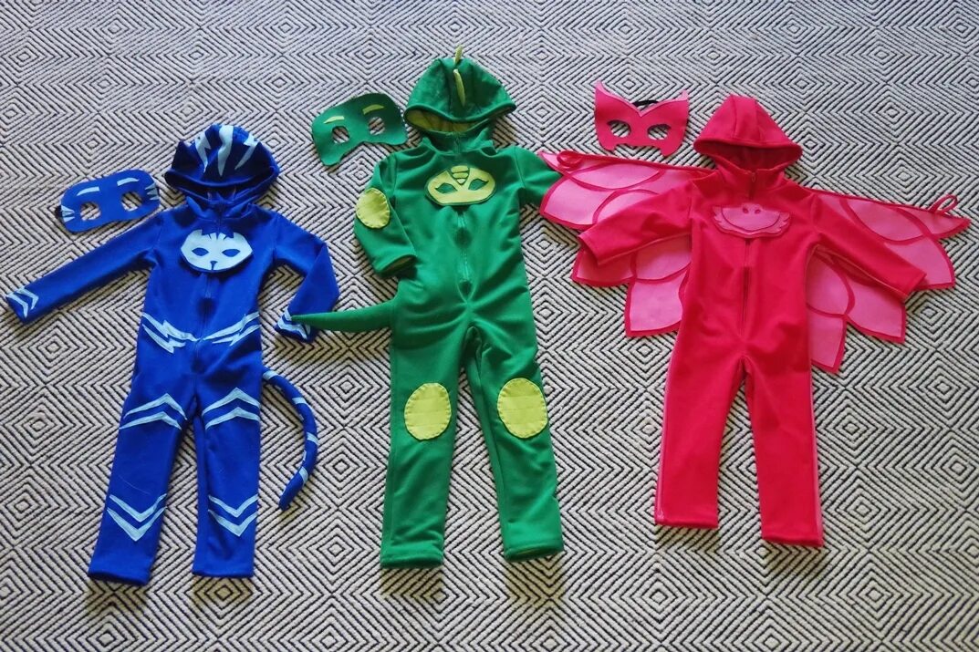 Костюм герои в масках. Pj masks костюм. герои в масках костюм светящийся. костюм для мальчика на новый год герои в маске.