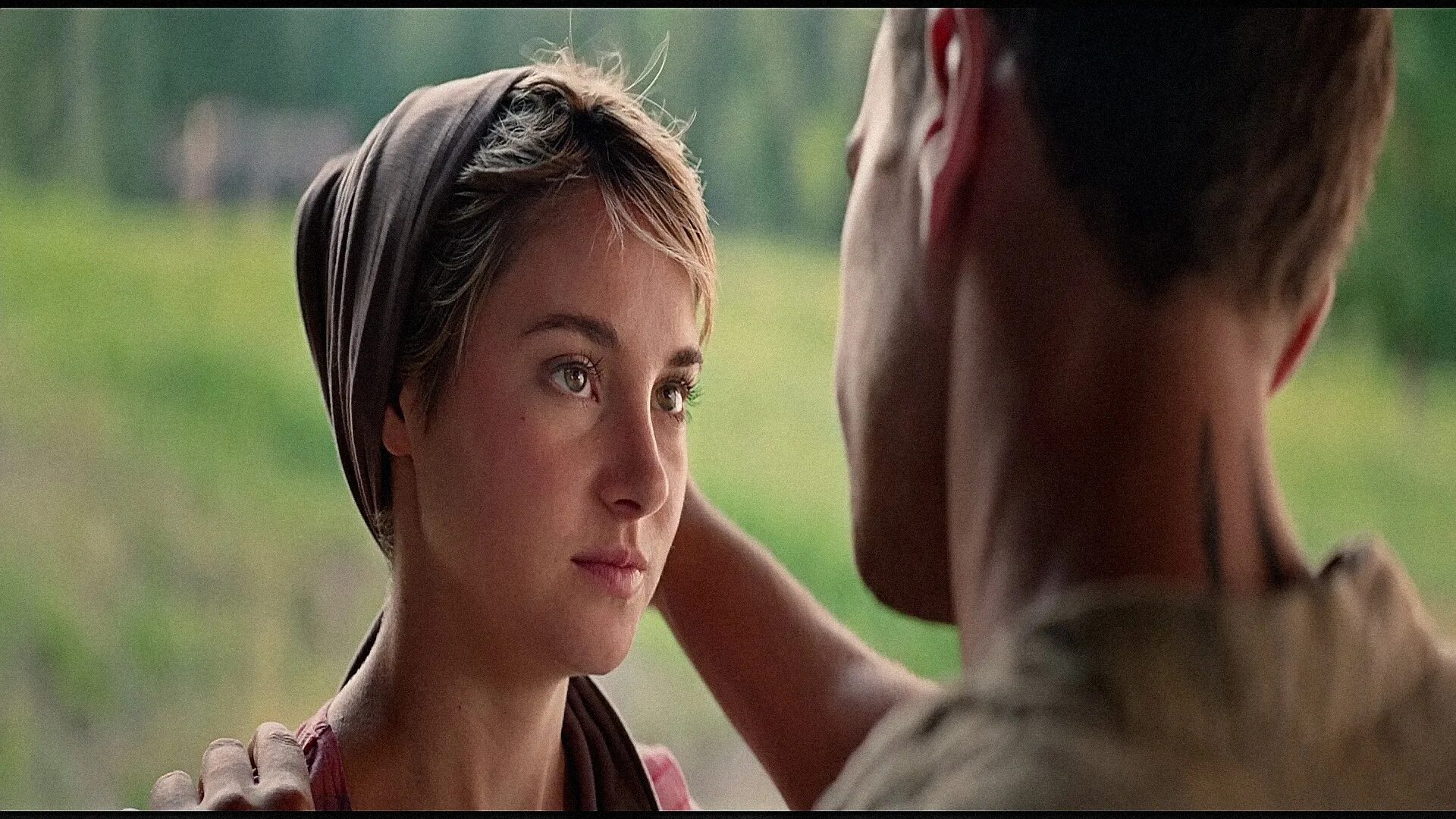 Наоми уоттс инсургент. Дивергент инсургент. Инсургент послание. Дивергент, глава 2: инсургент фильм 2015. Доун макхарг инсургент.