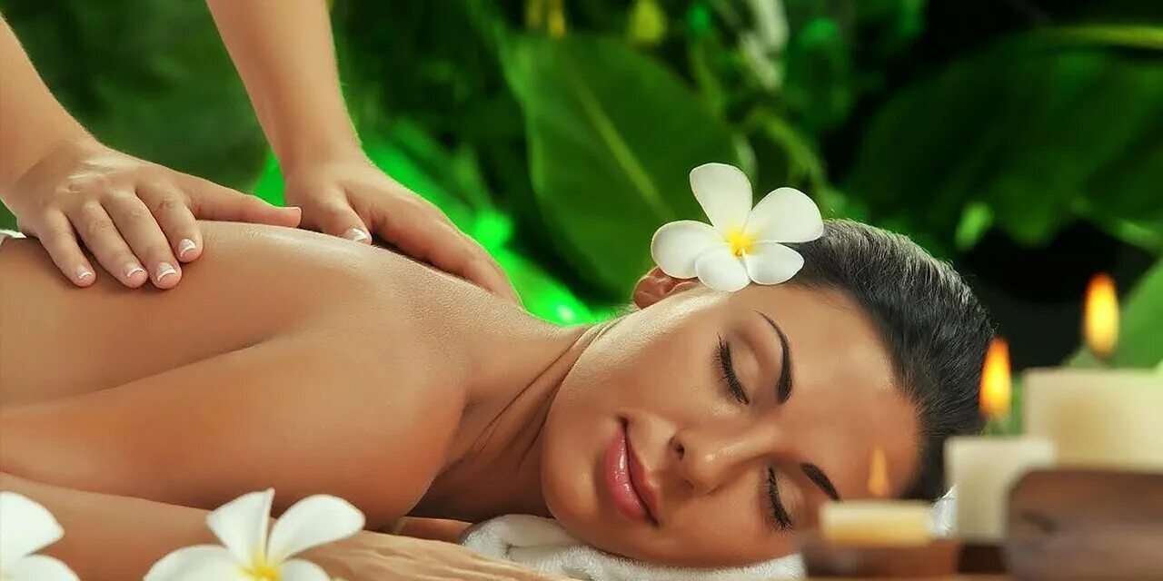 Massage c. Спа массаж. Массаж фон. Массаж картинки. Спа салон.