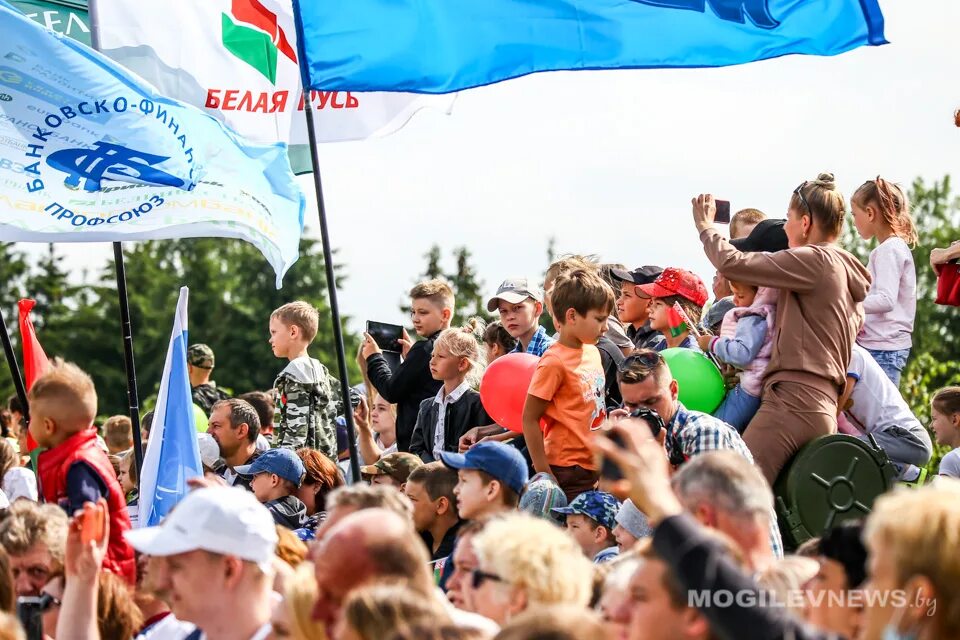 Салют в могилеве 9 мая 2025. Могилев день города. 9 мая в могилеве 2025.