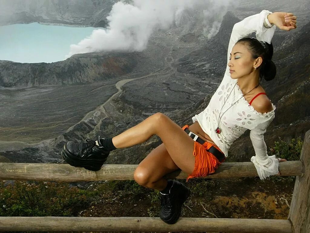 Бай лин и лин юн. Бай лин убойный футбол. bai ling фотосессия. линг. линг и фото.