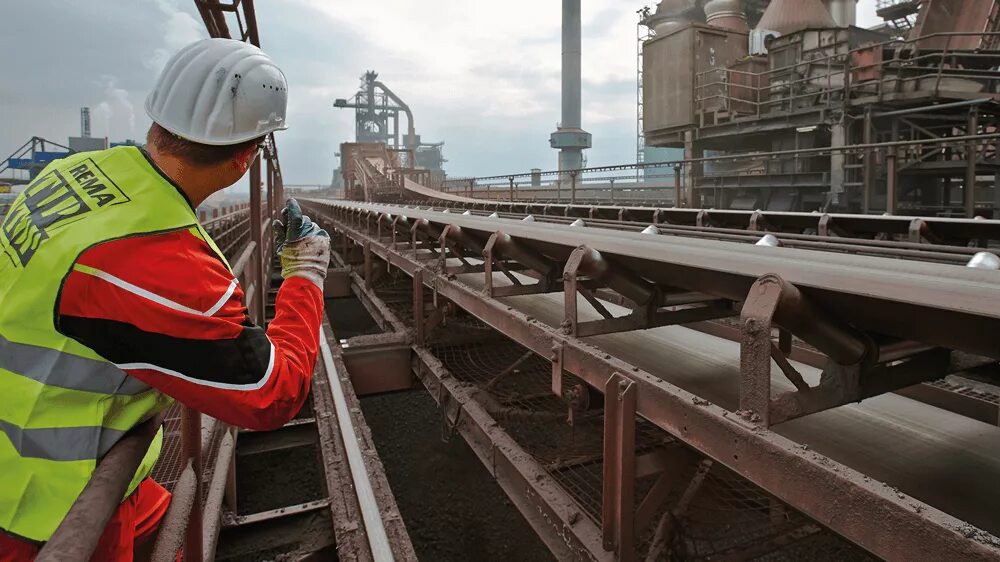 Расшифровка категорий водительского удостоверения на трактор. Машинист конвейера сгок. Удостоверение электрика. Оператор компрессорных установок. Свидетельство помощника бурильщика.