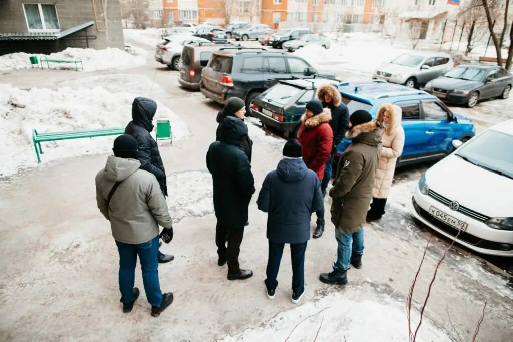 Пожарные тушат пожар. Сработало 56. Шахта северная снежное. Ульяновск зимой. Сработало 56.