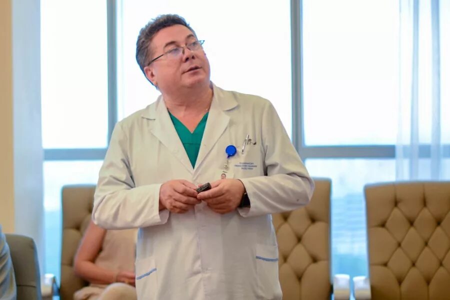 санкт-петербург институт алмазова нейрохирургия. данилов иван николаевич онколог санкт-петербург. заведующие отделениями алмазова. якубов андрей александрович. заведующие отделениями алмазова.