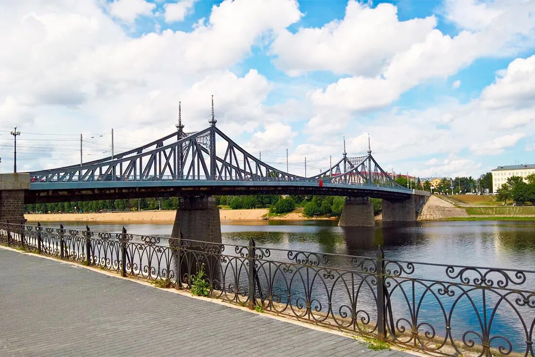 Старый мост тверь. Староволжский мост. Тверской Староволжский мост. Староволжский мост в такри. Староволжский мост достопримечательности Твери.