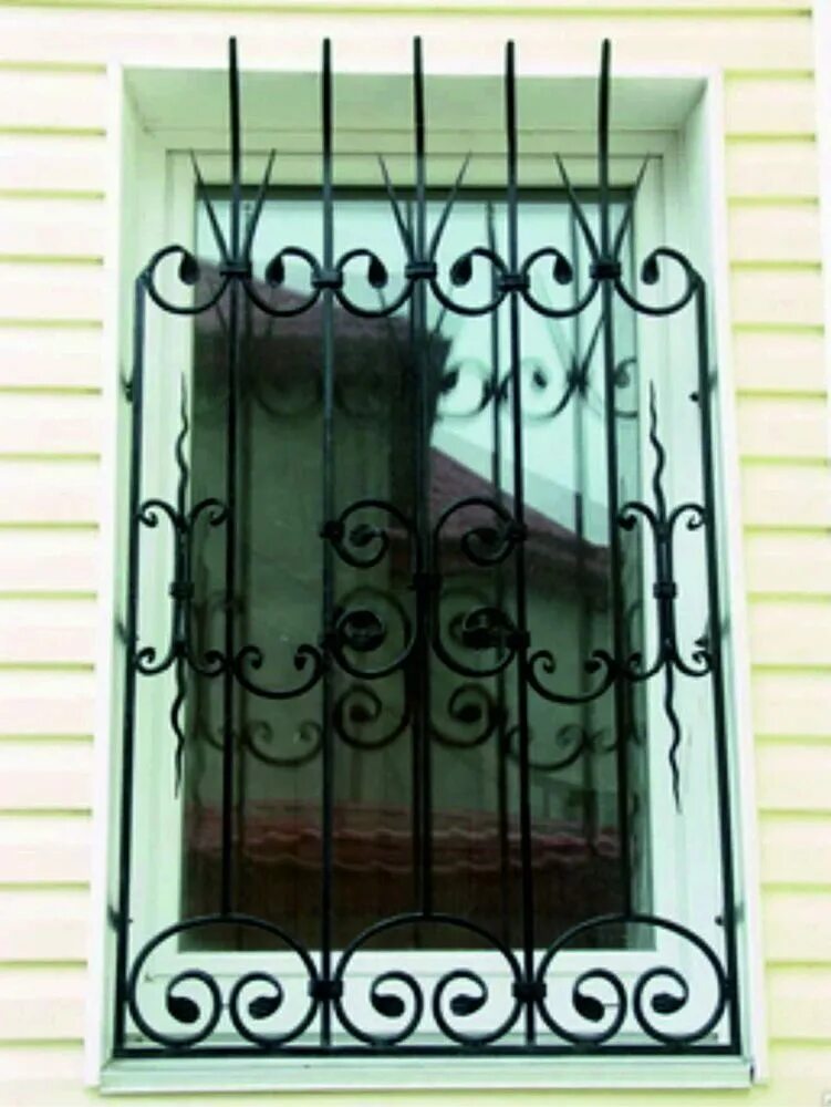Решетки на окна. Решетки на окна двустворчатые. Распашные решетки двг. Решетка предложение. Решетки на окна окна саратова г.
