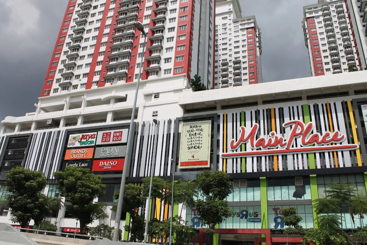 Main min. Nadayu 28 Subang Jaya Apartments. Main place. Saeoe’s place / residential lot. Place of Residence.