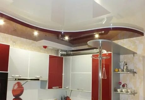 Двухуровневые натяжные на кухне