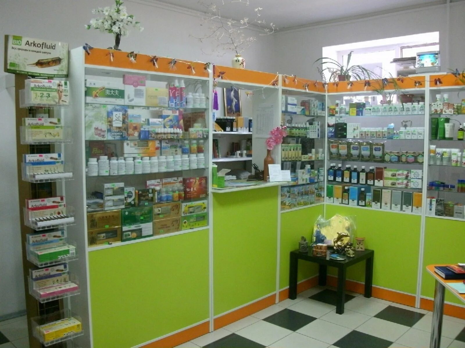 алтайская аптека. продукция из алтая для здоровья. алтайская аптека.