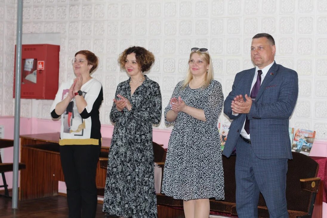Затишье богатые дома. Вейнянский сельсовет. Вейнянский сельсовет. Вейнянский сельсовет. Вейнянский сельсовет.