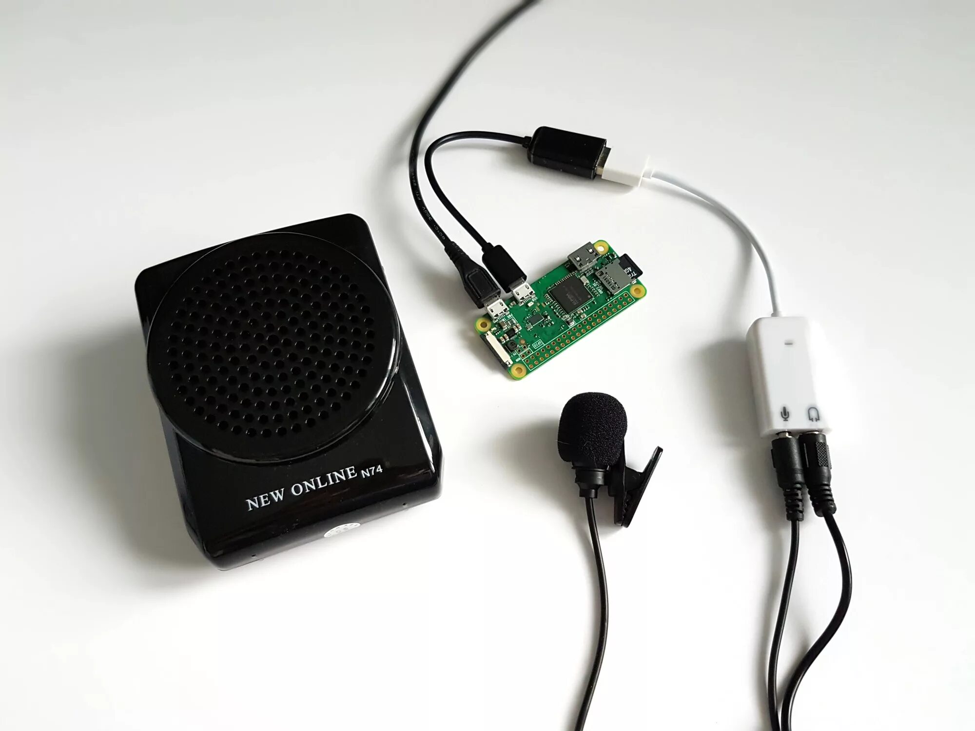 Портативный голос. Портативный изменитель голоса Voice. Raspberry pi4 as Audio Streamer. Прибор для изменения голоса. Голосовой чейнджер.