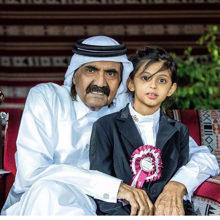 Сын Эмира Катара. 5 Эмир Катара свадьба. Белхамел Фарук Катар. Катар Эмир Катара дети.