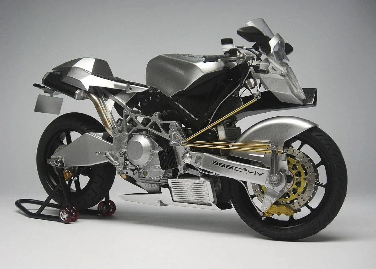 Какие модели мотоциклов. Мотоцикл Vyrus 985. Мотоцикл Vyrus[en] 985c3 4v. Vyrus 987 c3 4v. Vyrus 985 Matrix.