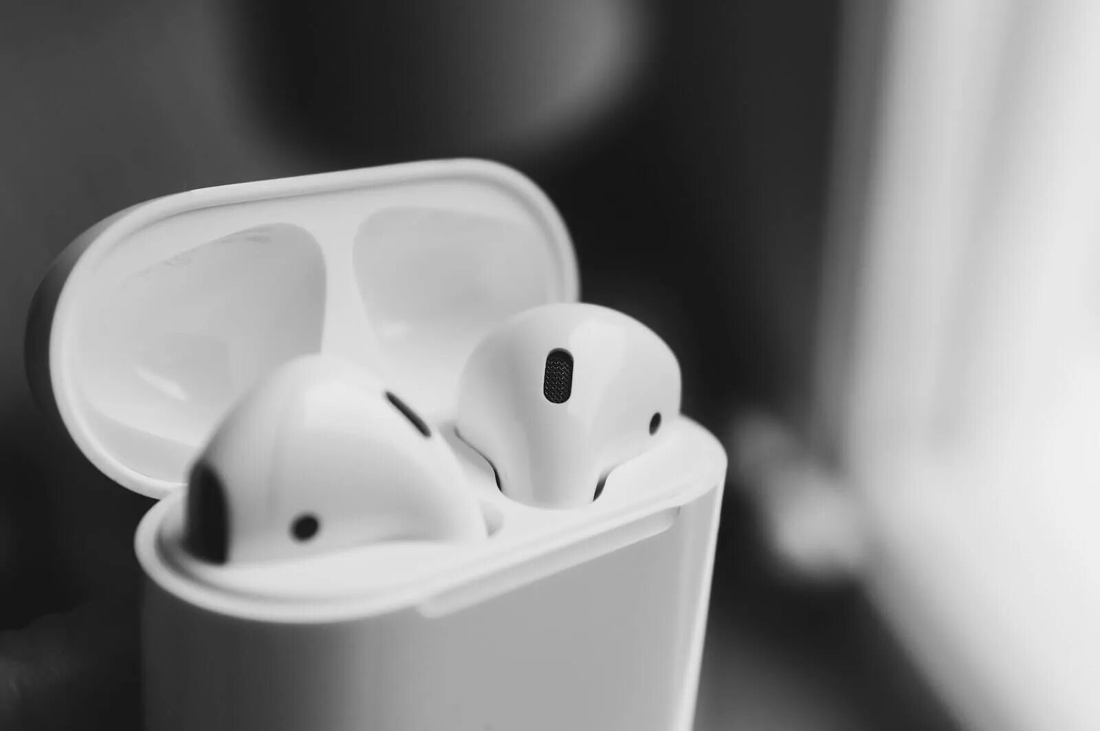 Айрподс 2. Наушники tws apple airpods 2. М видео airpods. Apple airpods pro 2nd generation. Наушники аирподс 2.