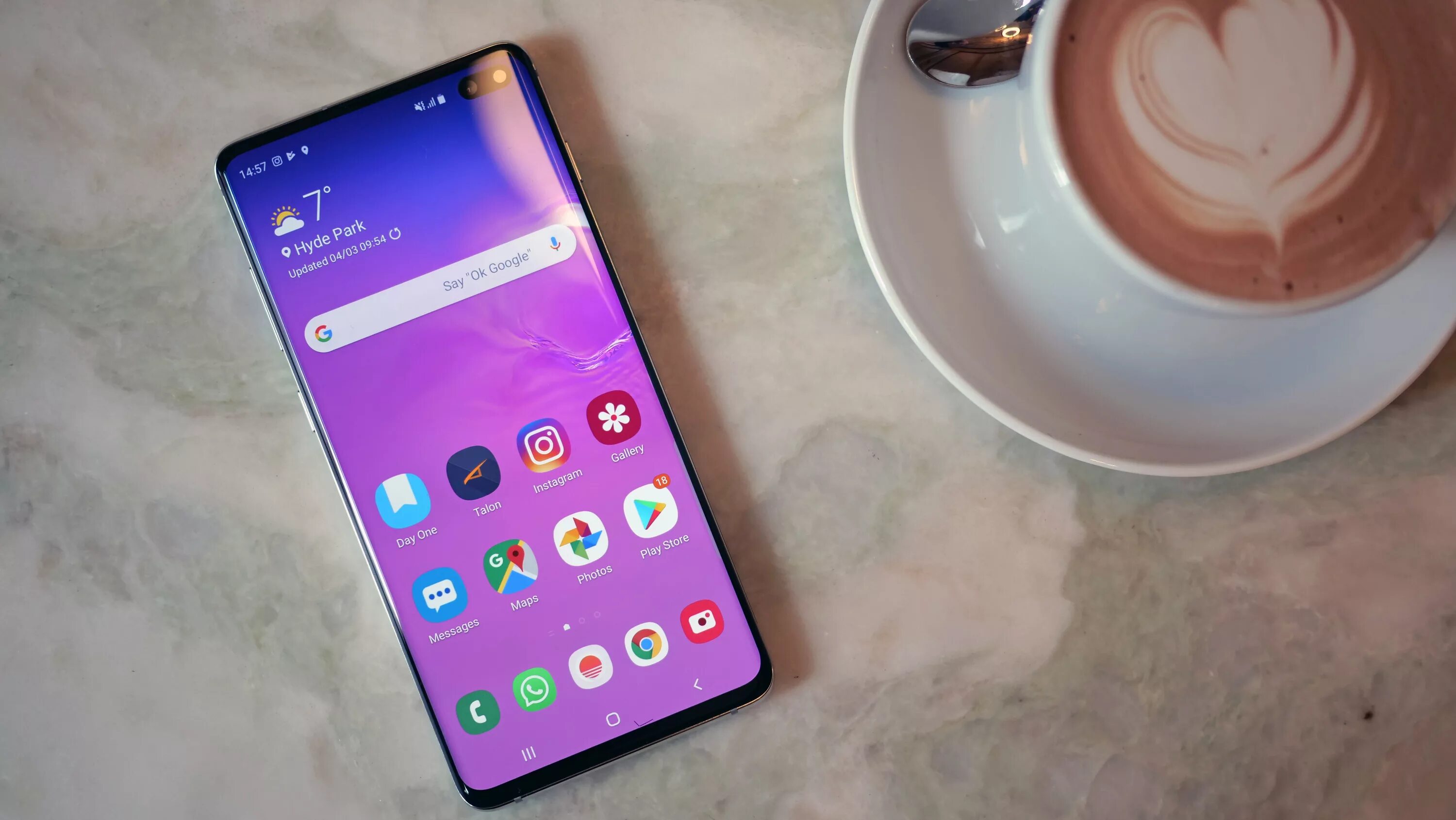 Samsung Galaxy s10 Plus. Самсунг галакси s10 плюс. Самсунг Galaxy s 10 плюс. Samsung Galaxy s10 / s10 +. Samsung galaxy s9 экран