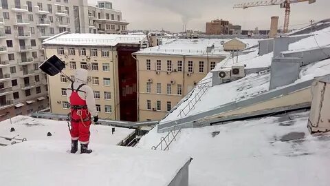 Зимняя крыша дома