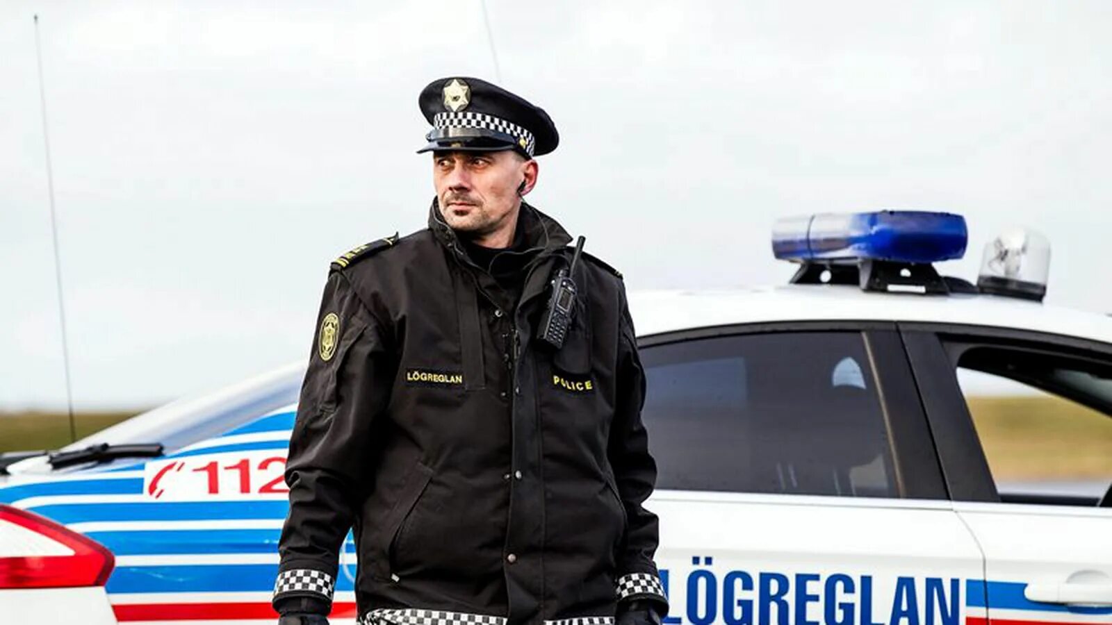 Безопасность финляндии. Полиция Исландии. Форма полиции Исландии. Форма полиции Финляндии. Полиция Финляндии.