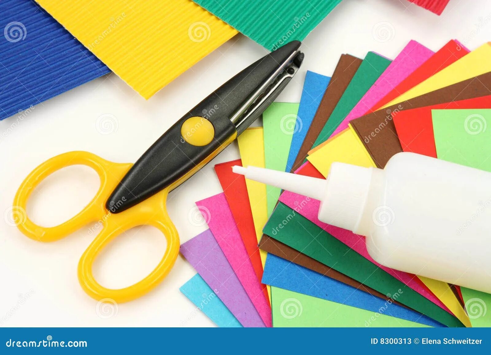 Клей ножницы бумага. Цветная бумага клей. Ножницы и цветная бумага. Материалы и инструменты для аппликации. Ножницы маркер