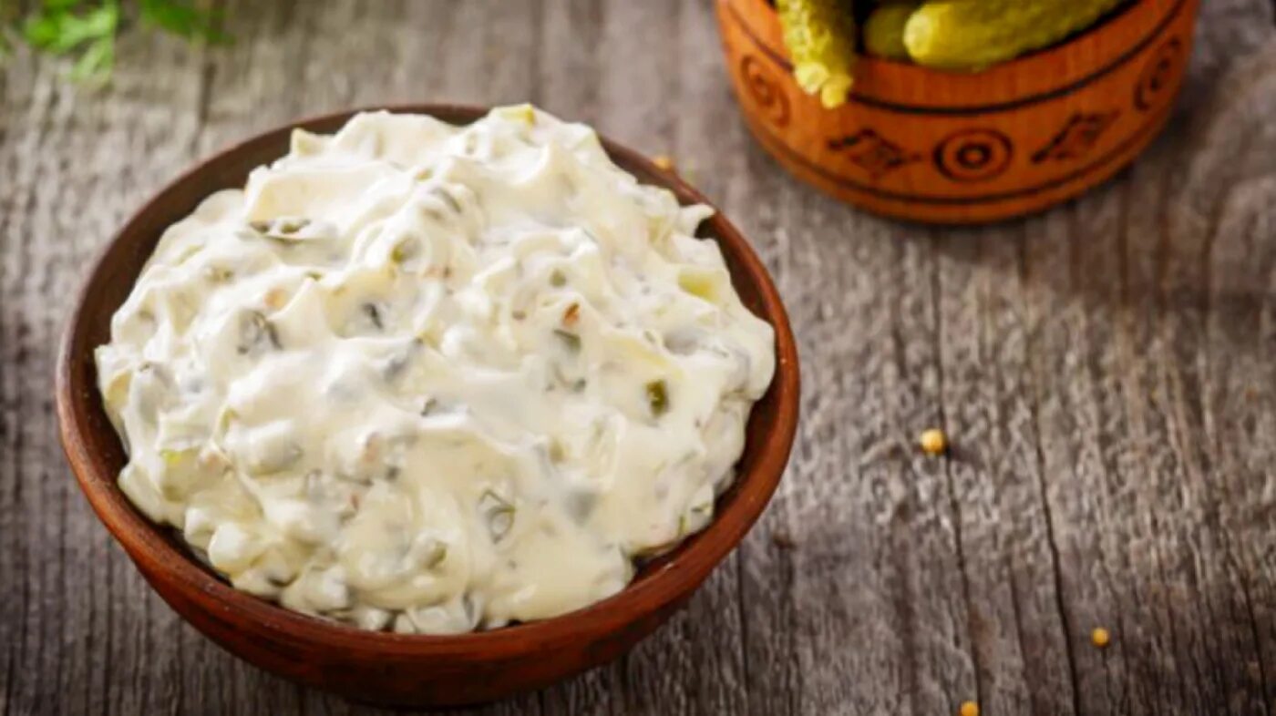 Соус майонез с корнишонами (тартар). Соус тартар. Презентация соус тартар. Соус тартар с солеными. Тартар соус с солеными огурцами.