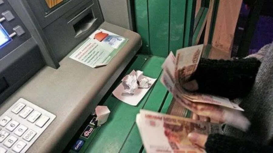 Сбербанк ограничил переводы средств в другие банки УРА.РУ Дзен