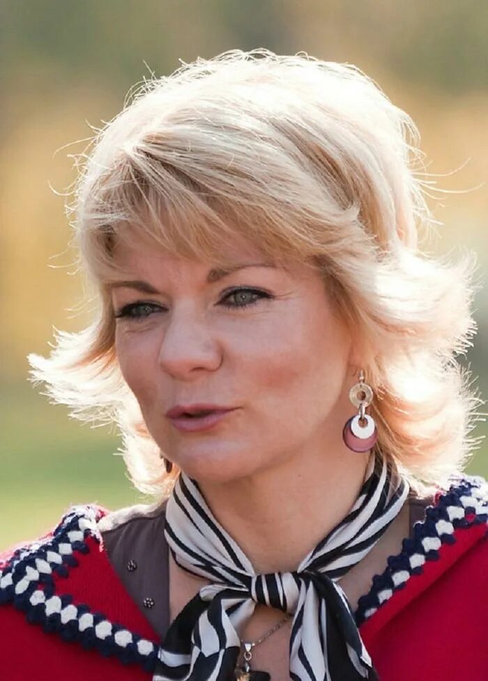 Актриса алиса селезнева гостья из будущего. Наталья евгеньевна гусева. наташа гусева. наталья гусева алиса. наталья гусева актриса.