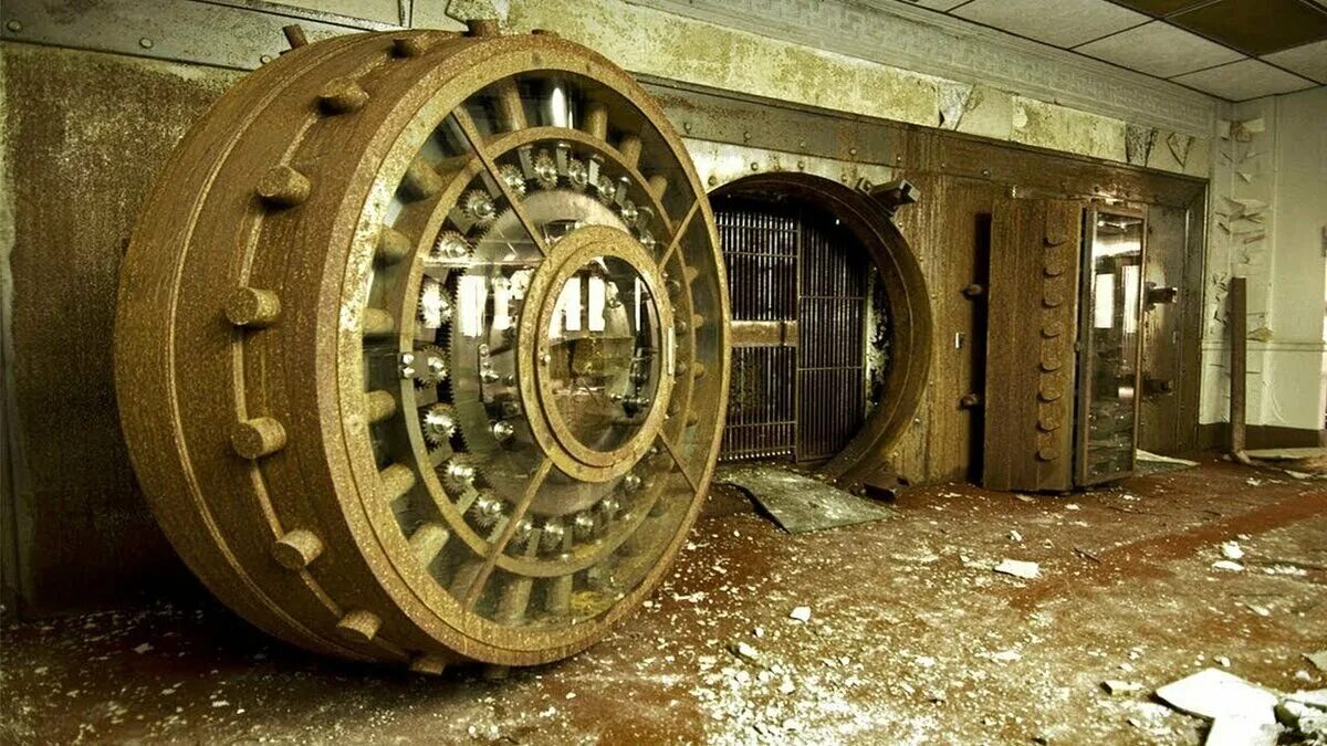 Bank vaults. Банковский сейф. Заброшенное банковское хранилище. Банковский сейф заброшка. Дверь в хранилище банка.