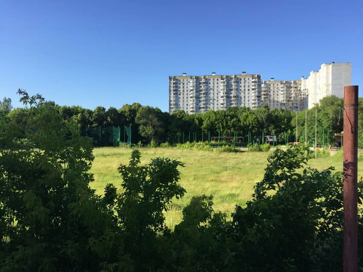 Тихая улица Люблино. Стадион на улице Тихая. Москва ул Тихая. Москва, Тихая ул., 4.